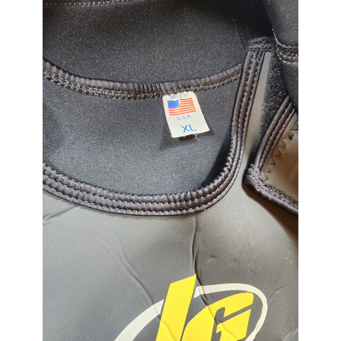 Jet Gladiator 2 Piece Wetsuit Set XL Neoprene Jacket Wetsuit Black Water Sports
