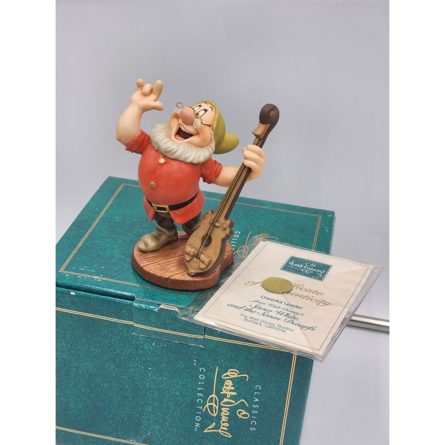 WDCC Doc Snow White Seven Dwarfs Cheerful Leader Disney Vintage Retired Box COA