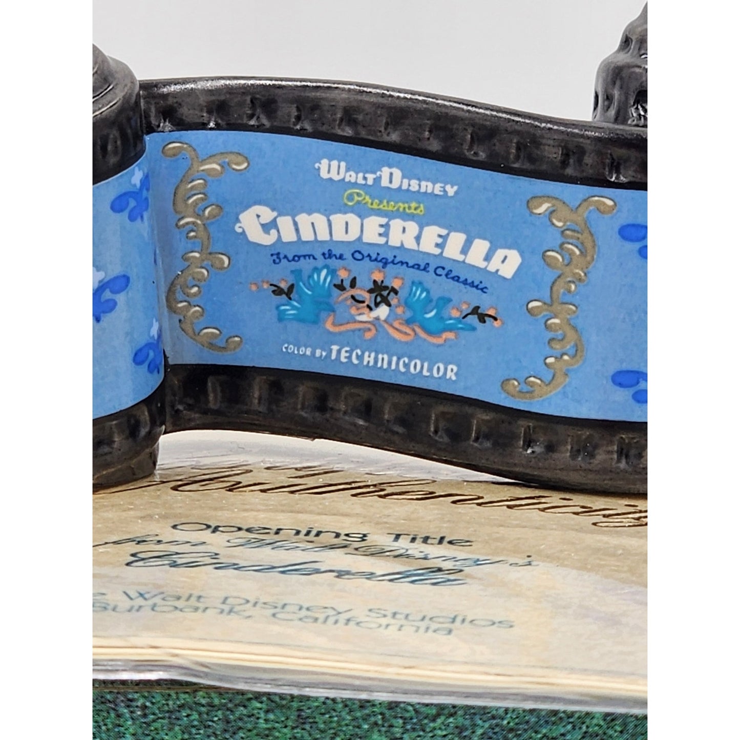 WDCC Cinderella Opening Title Film Reel Figurine Disney Vintage Retired COA Box
