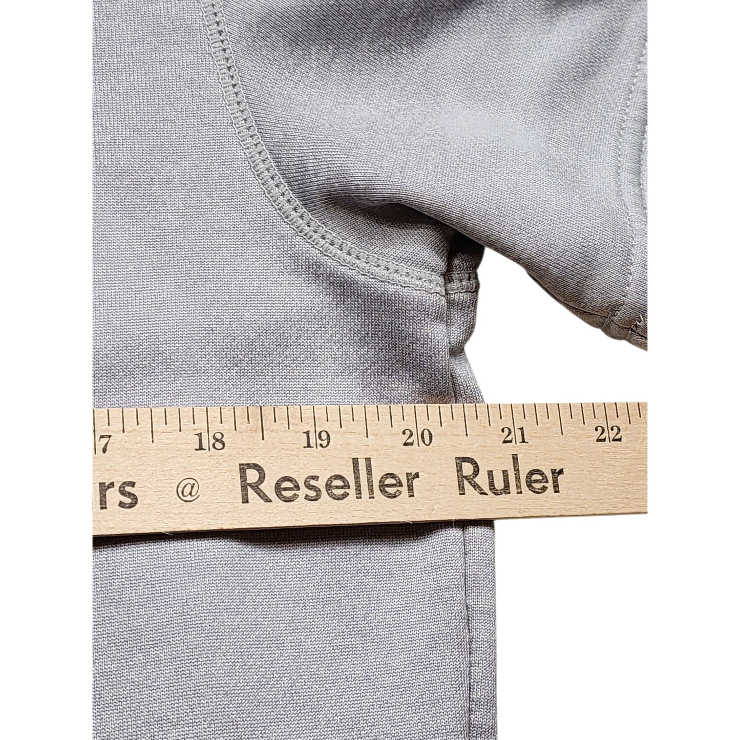 Tapout Hoodie Mens Medium Sleeveless Short Sleeve Pullover MMA Gym Sweatshirt