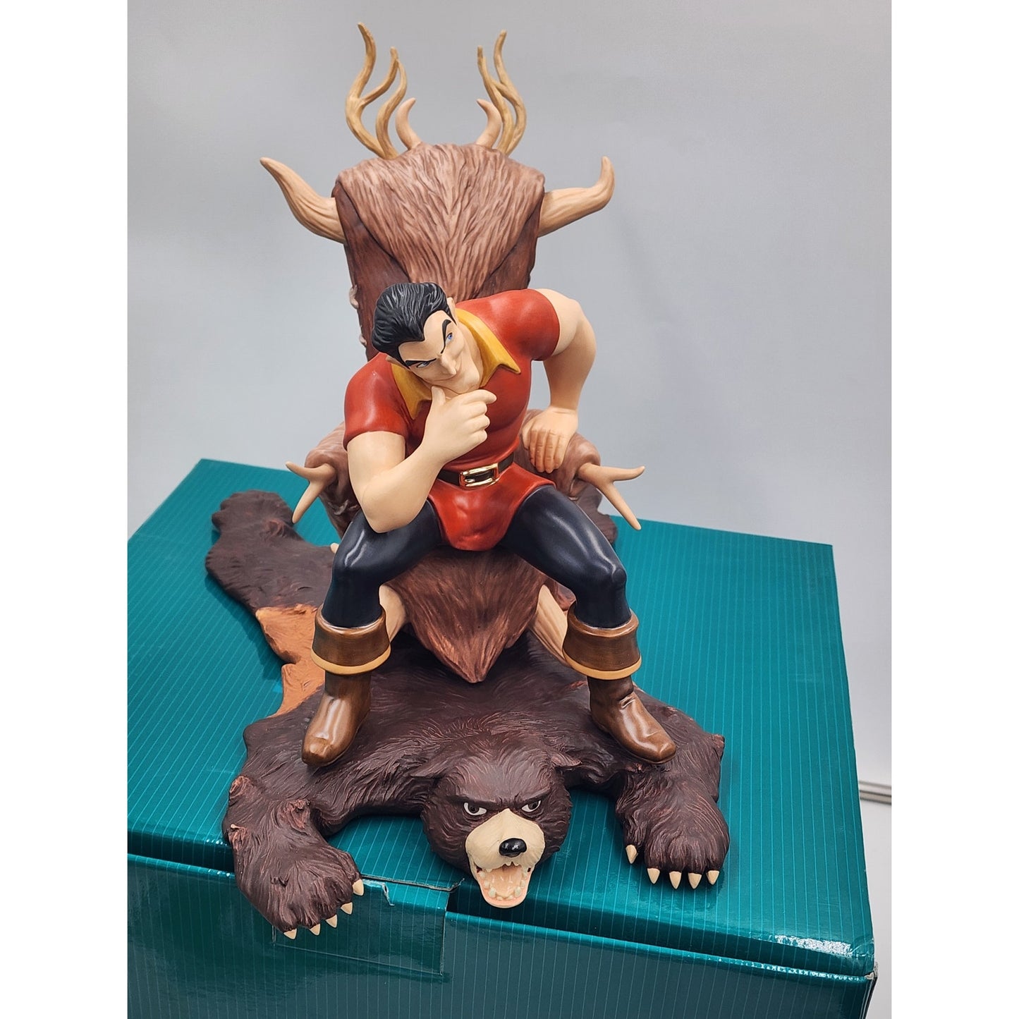 WDCC Gaston Scheming Suitor Beauty and the Beast Disney Villains COA Box Disney