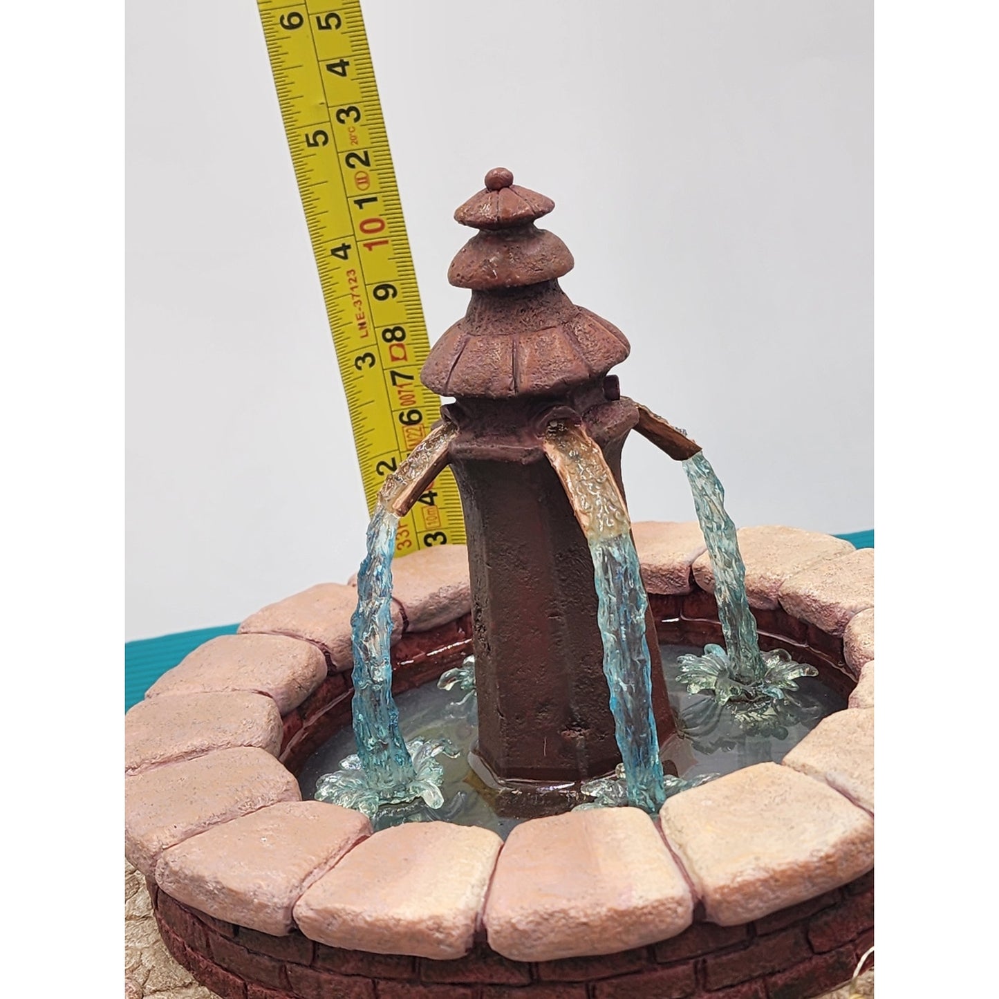 WDCC Beauty and the Beast Fountain Village 1210978 Waterfall Vintage Box COA