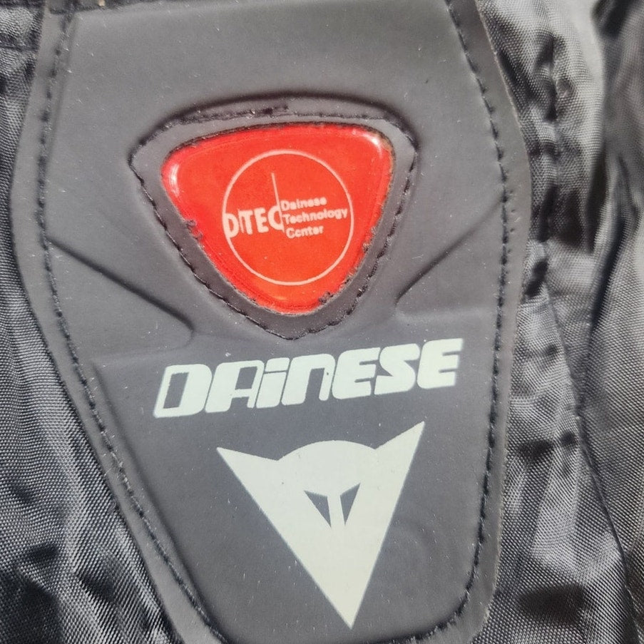 Dainese Motorcycle Jacket 50 USA 4O Large D-Tec Equipment Armor Touring Liner