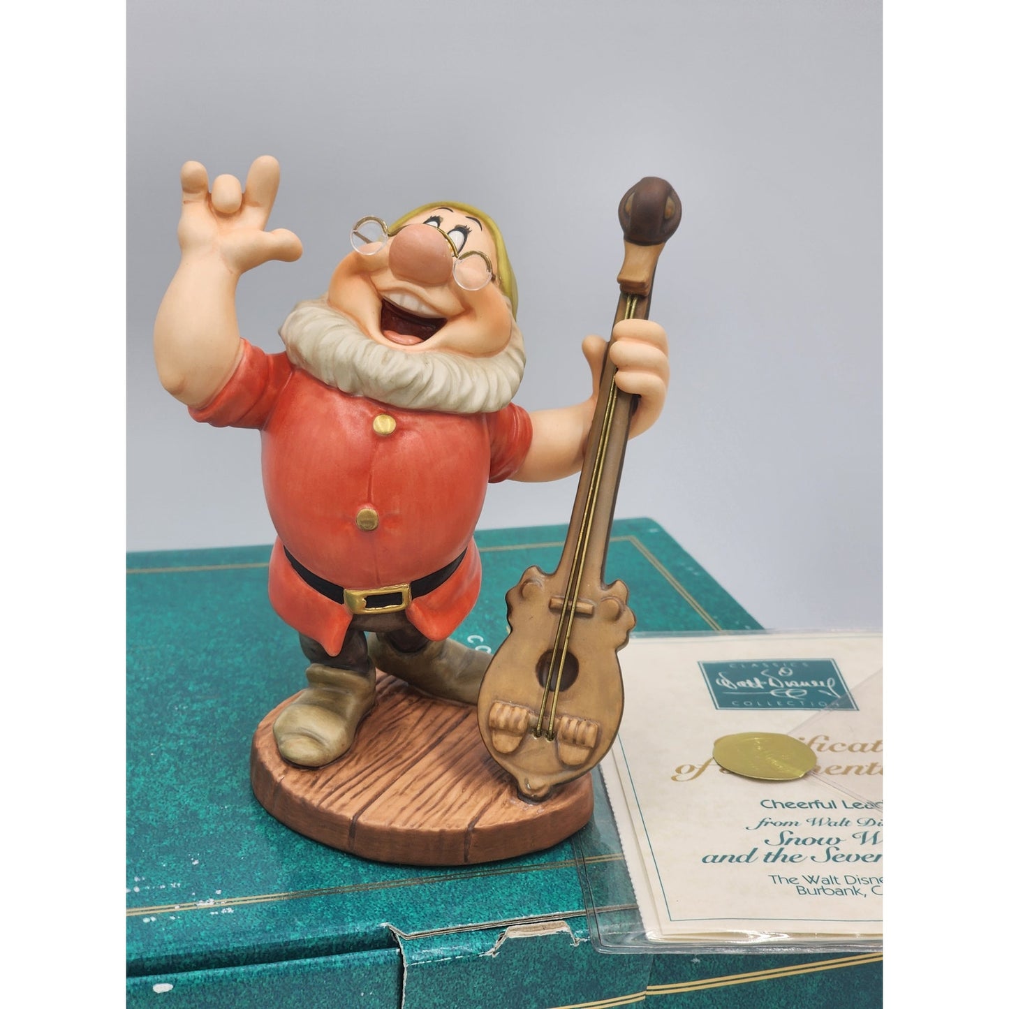 WDCC Doc Snow White Seven Dwarfs Cheerful Leader Disney Vintage Retired Box COA