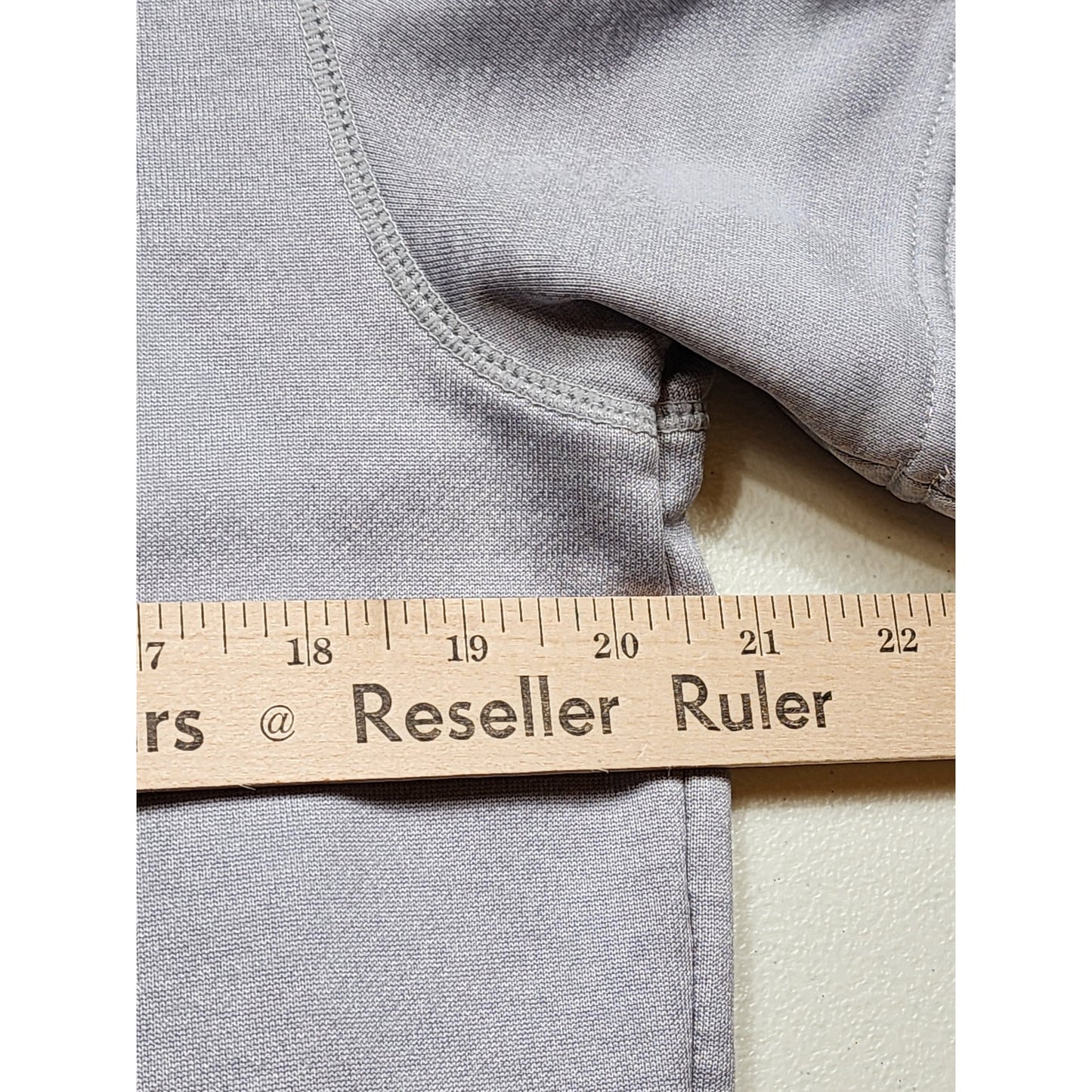 Tapout Hoodie Mens Medium Sleeveless Short Sleeve Pullover MMA Gym Sweatshirt