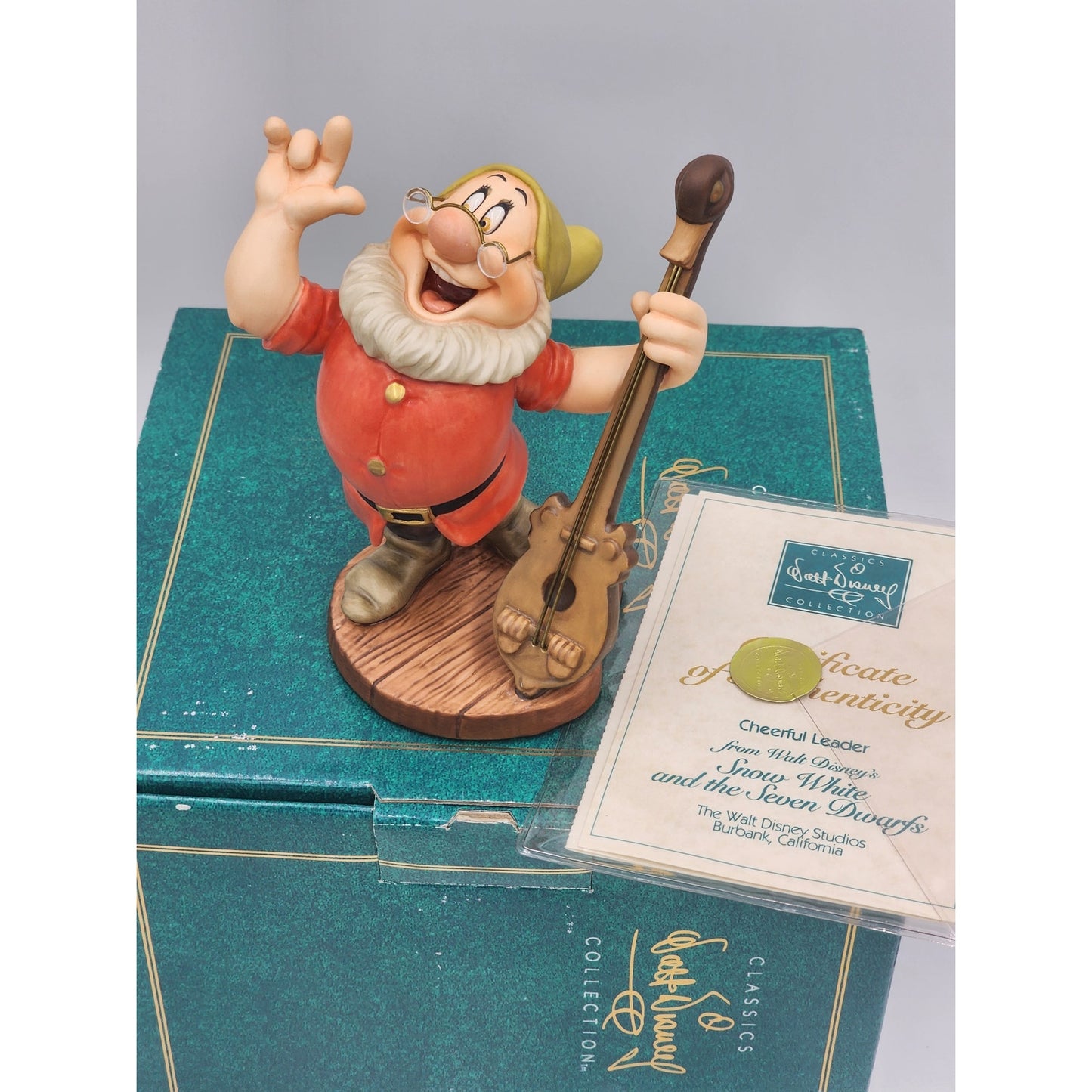 WDCC Doc Snow White Seven Dwarfs Cheerful Leader Disney Vintage Retired Box COA