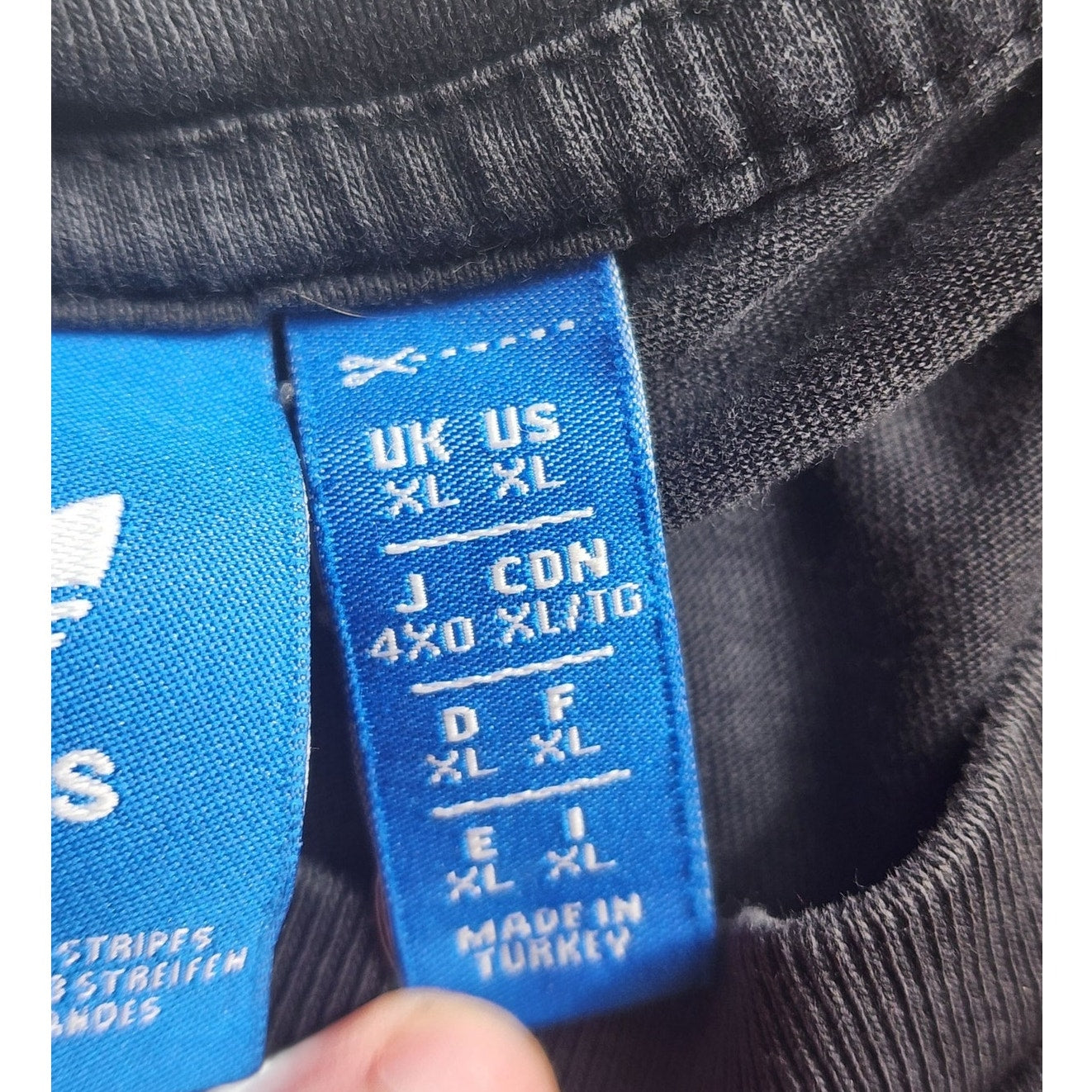 Adidas T Shirt Men Small Youth XL Trefoil Logo Graphic Streetwear Short Sleeve