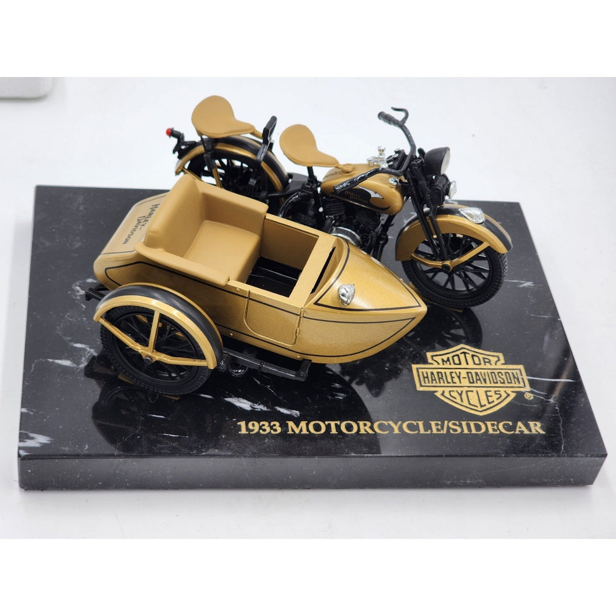 Harley Davidson 1933 Motorcycle Sidecar Bank Marble 1/12 Ultra COA 99205-94v Box