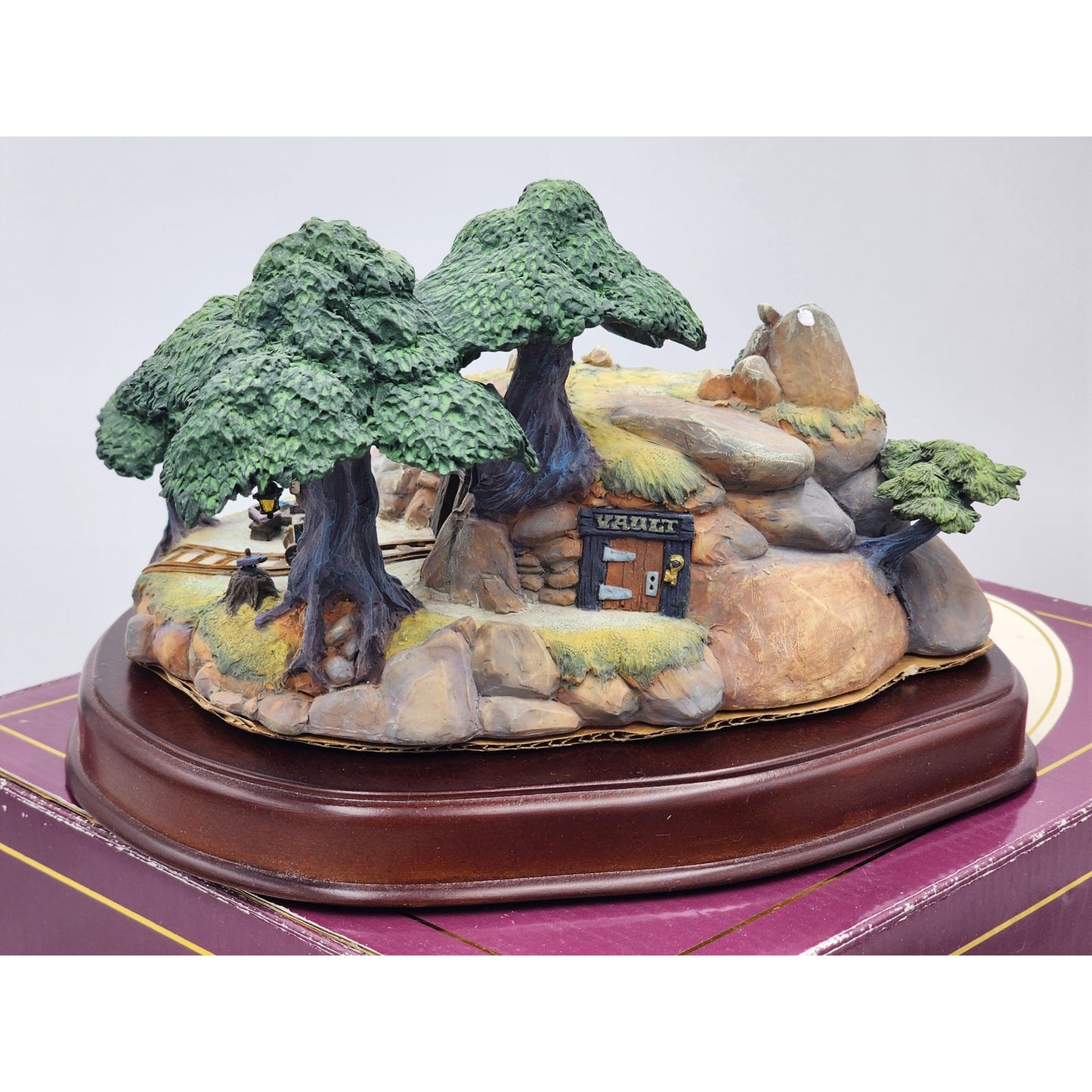 WDCC Disney Enchanted Places Snow White Seven Dwarfs Jewel Mine Vintage Box COA