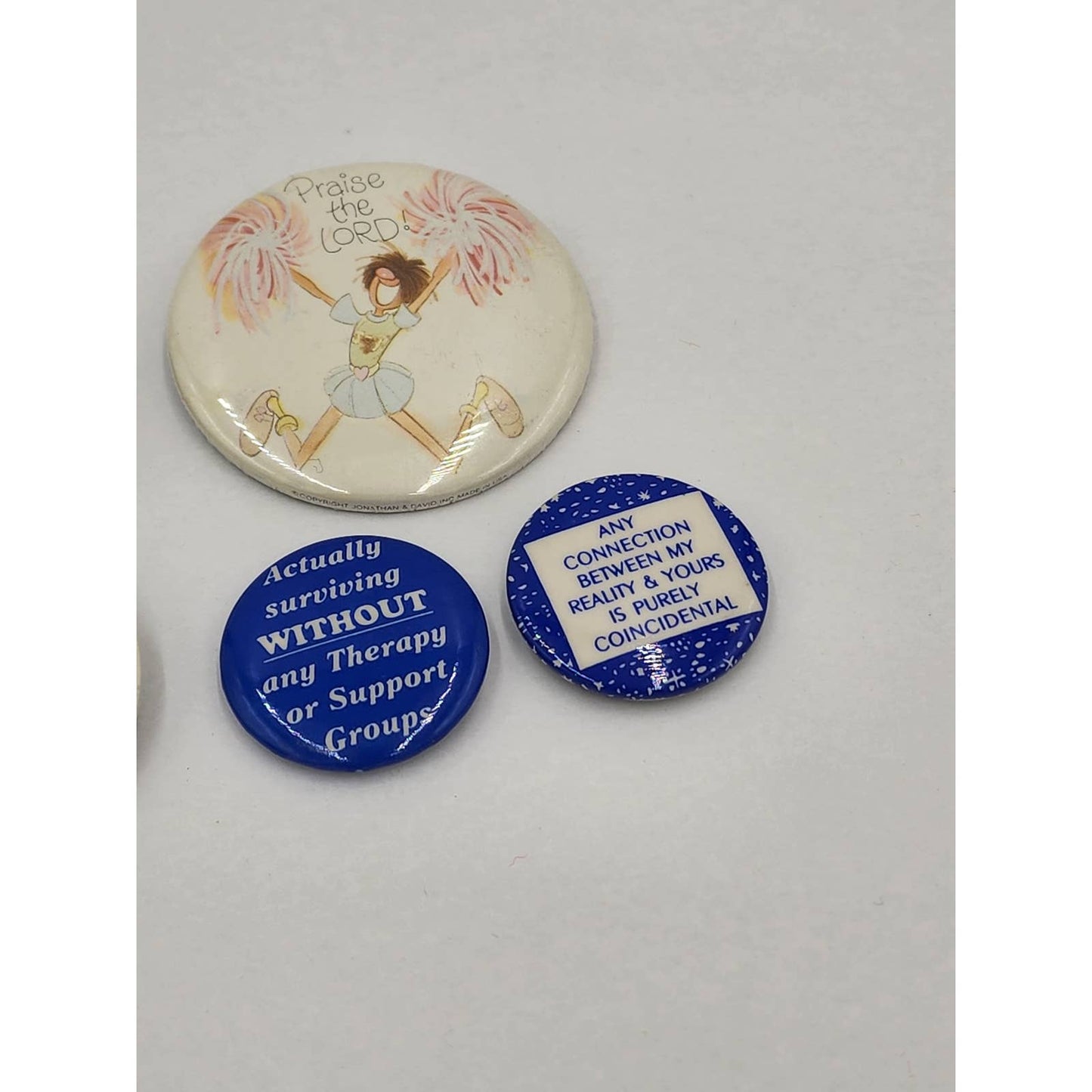 Vintage Buttons Lot 7 Praise Lord IndianHead Therapy Big Mountain Pins Pinback