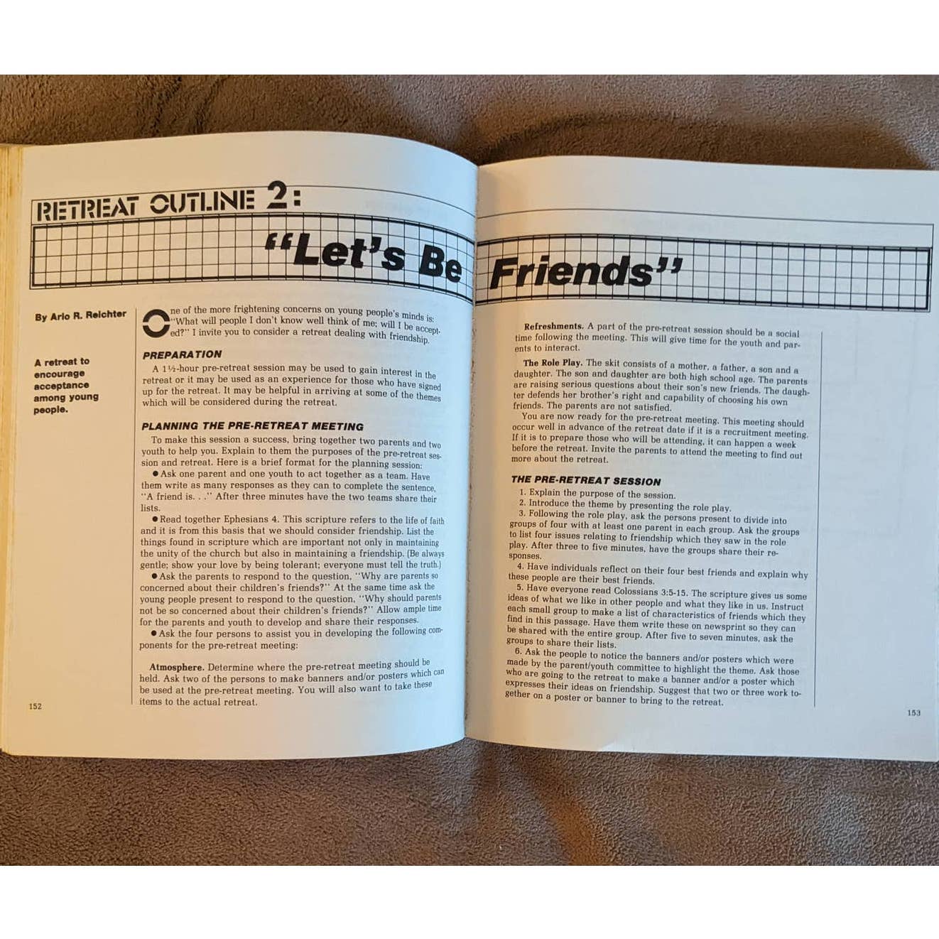 The Group Retreat Book:34 Retreat Designs for Youth Groups Planning Goals Budget