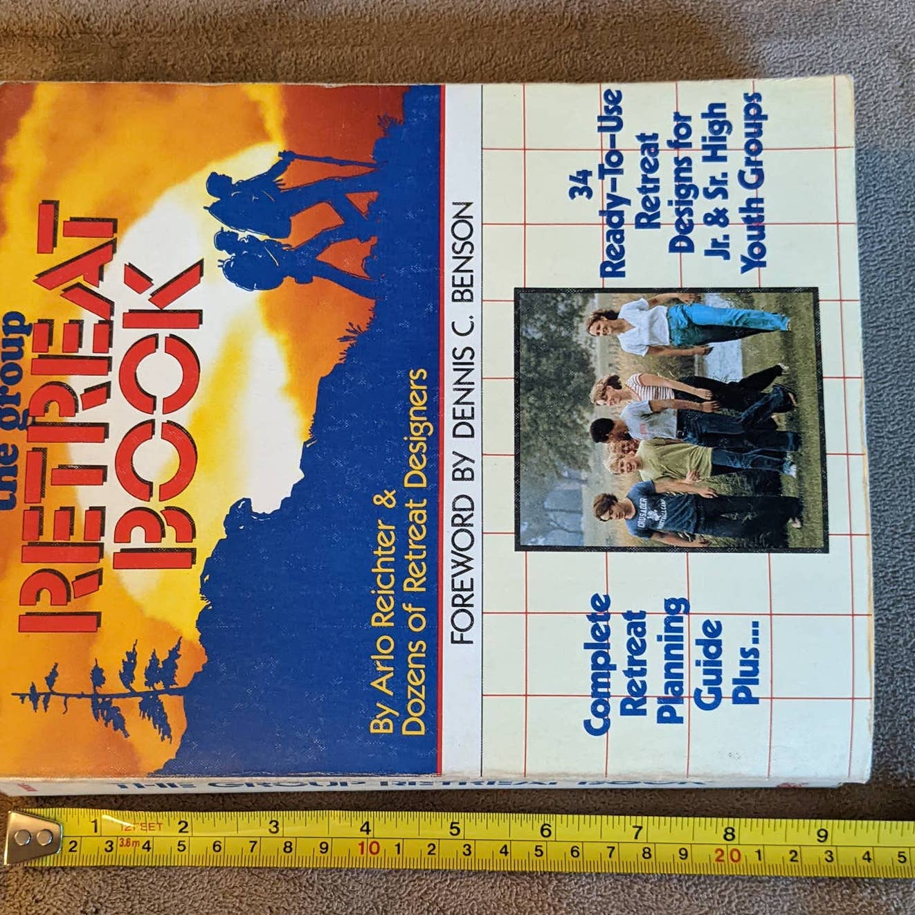 The Group Retreat Book:34 Retreat Designs for Youth Groups Planning Goals Budget