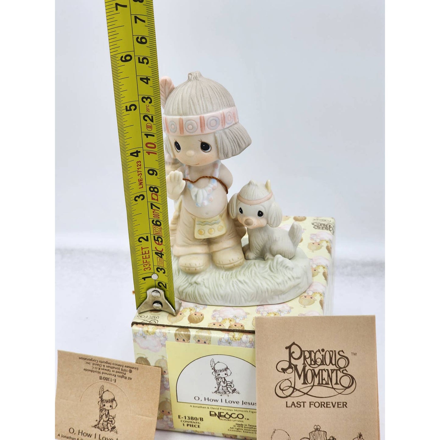 Precious Moments Figurine O How I Love Jesus E-1380/B 1978 Box Tags
