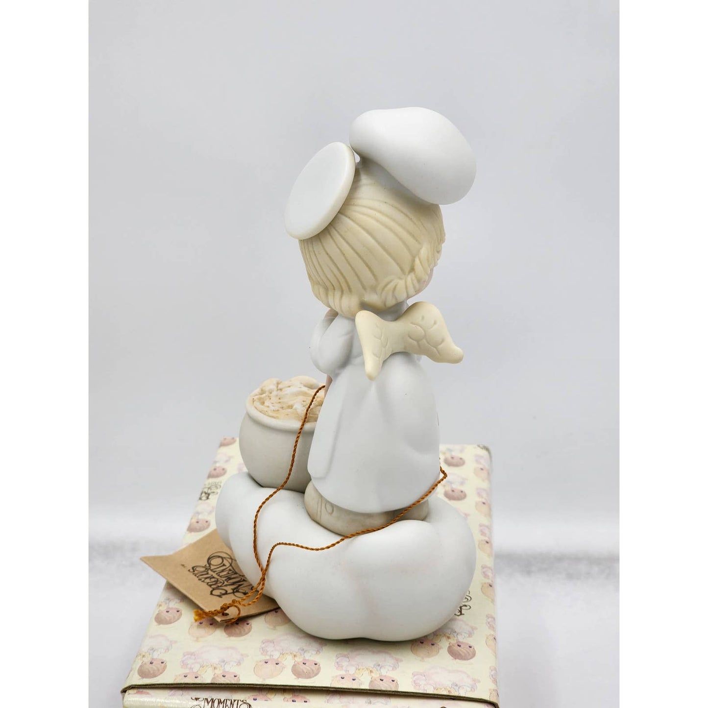 Precious Moments Figurine Taste See That The Lord Is Good E-9274 Angel Box Tags