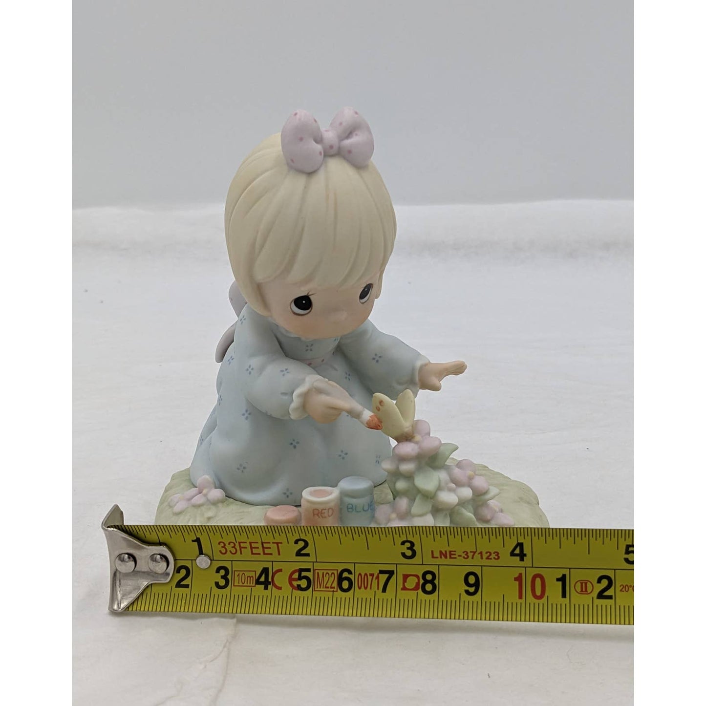 Precious Moments Members Only Figurine God Bless You For Touching My Life W/Box