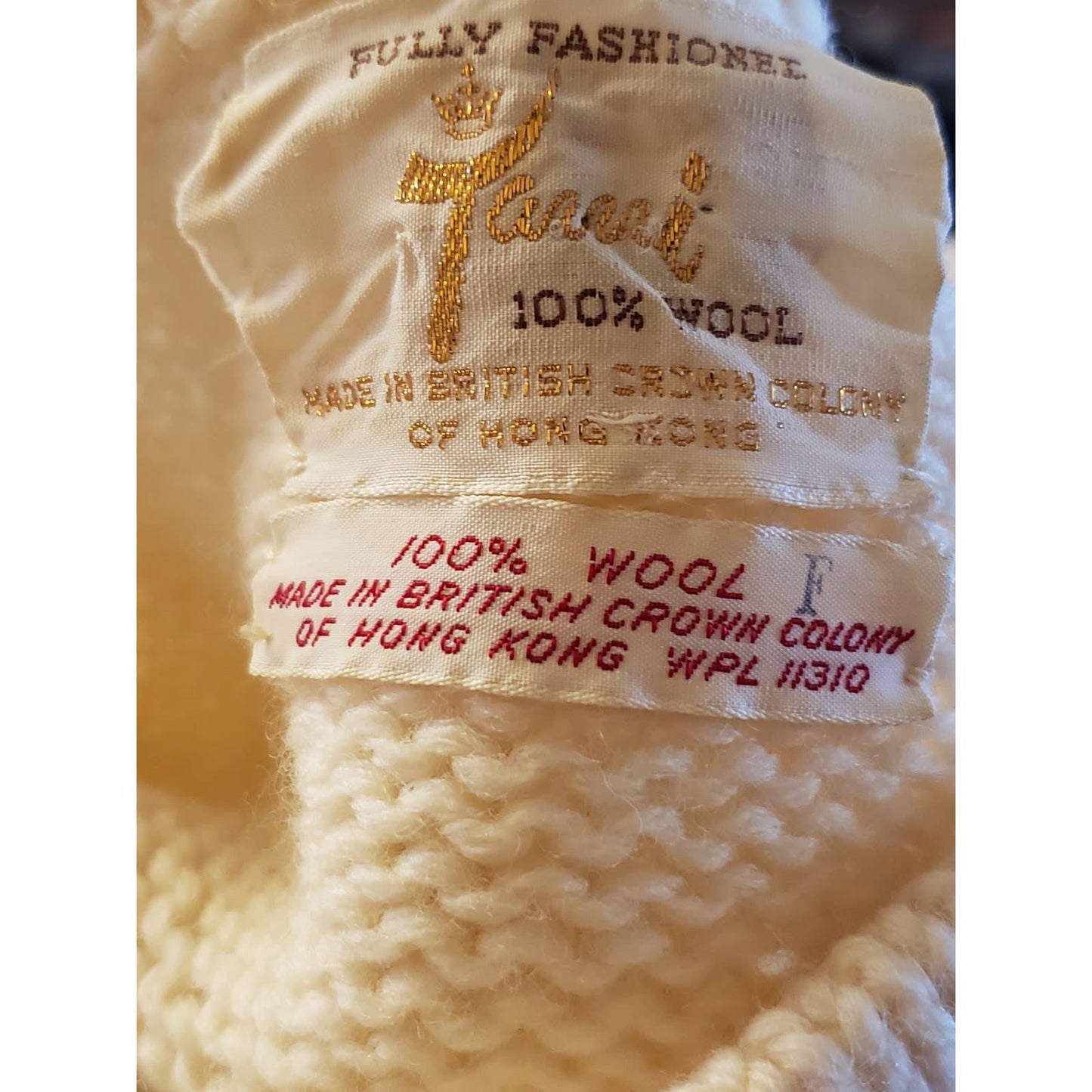 Vintage 3D Flower Fringe Hem Sweater - Fully Fashioned Tarrri - Size Medium