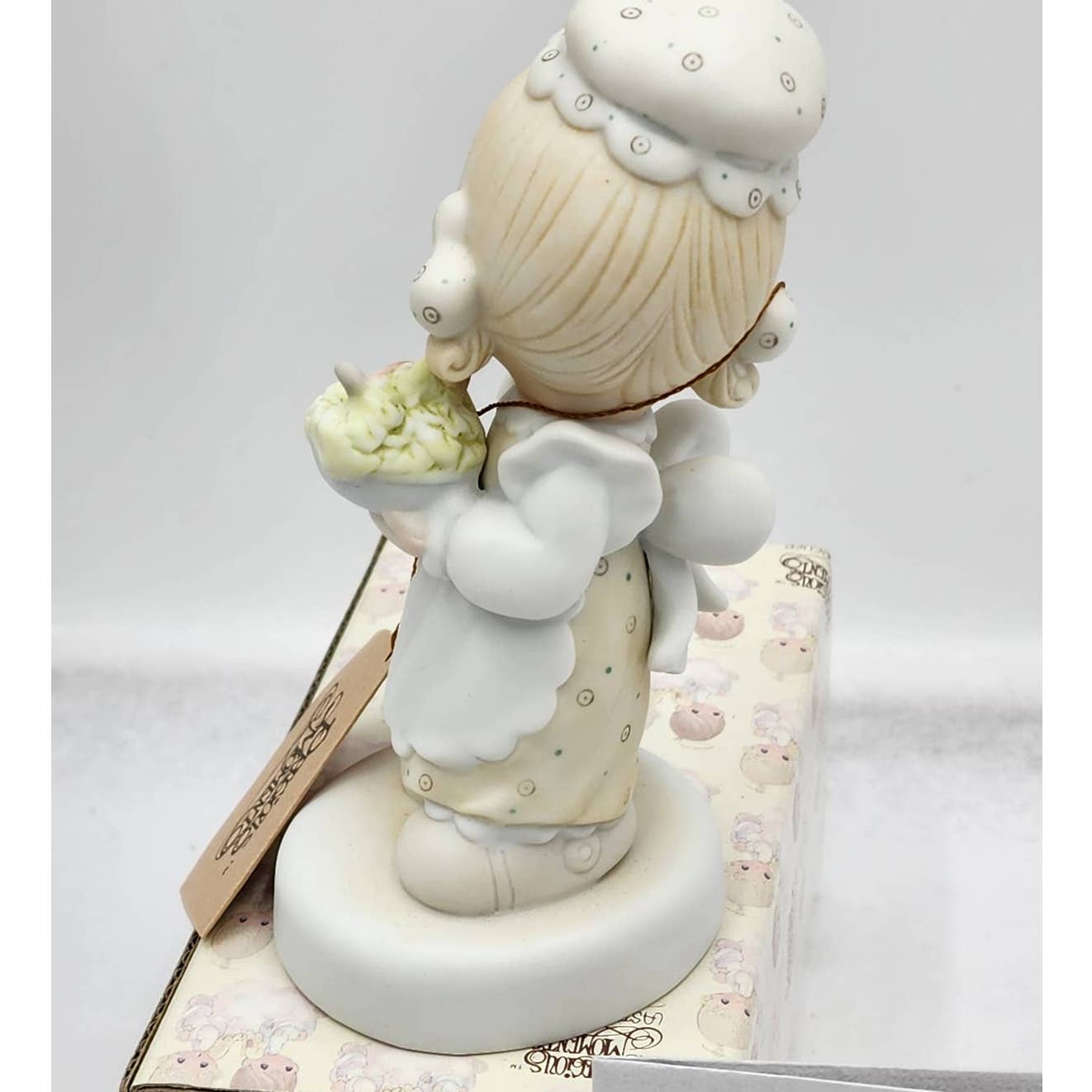 Precious Moments Figurine There Is Joy In Serving Jesus E-7157 Vintage Box Tags