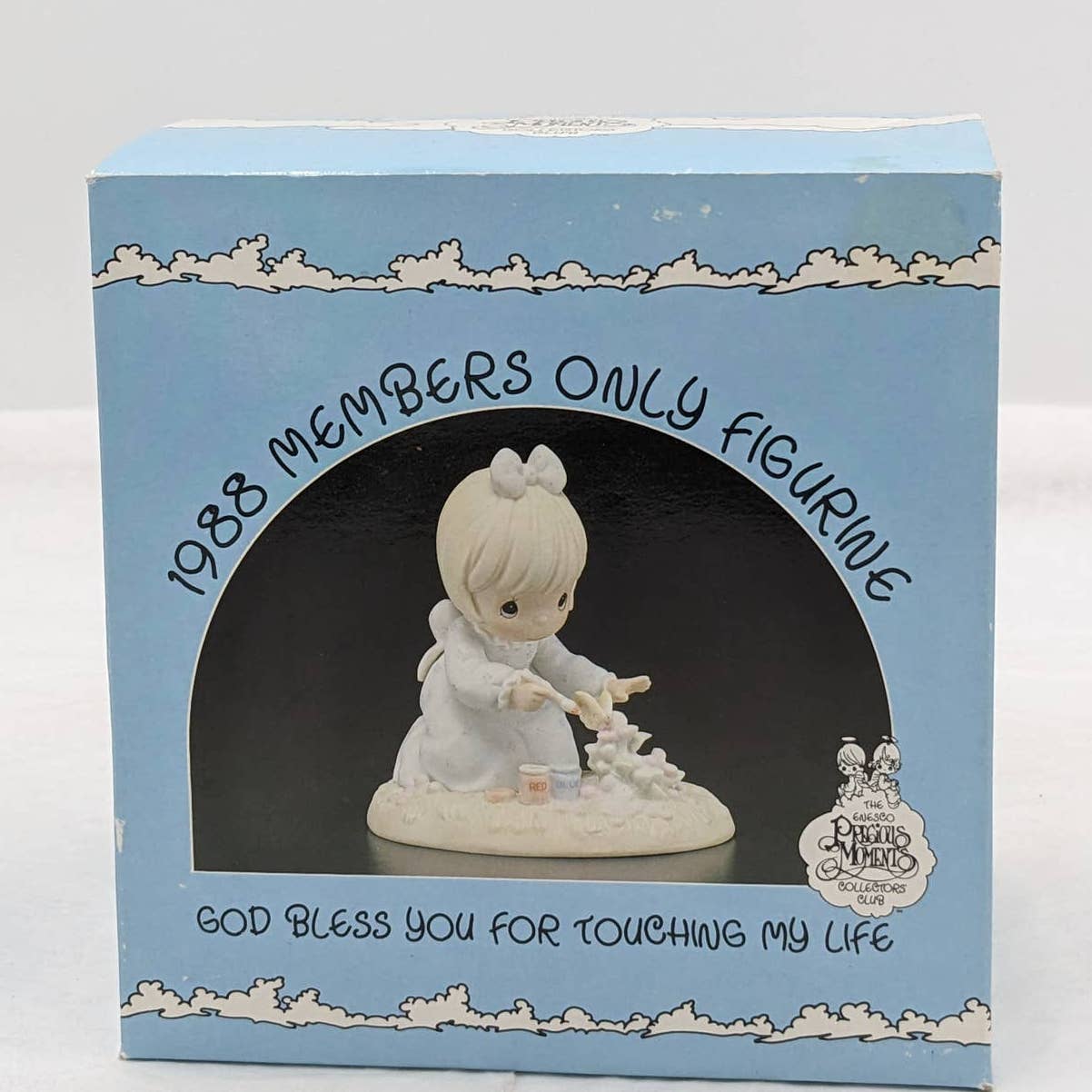 Precious Moments Members Only Figurine God Bless You For Touching My Life W/Box